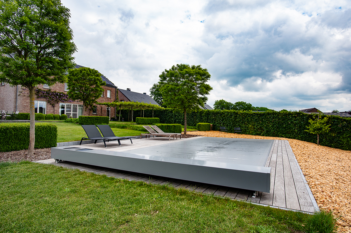 Couverture de piscine coverseal pour protéger des grenouilles en été