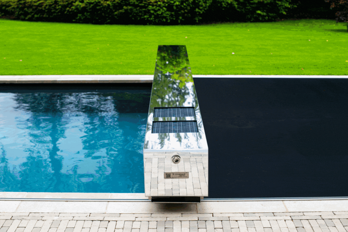 GIF – Homepage (2) Image animée qui affiche les différents modèles de couverture de piscine Coverseal