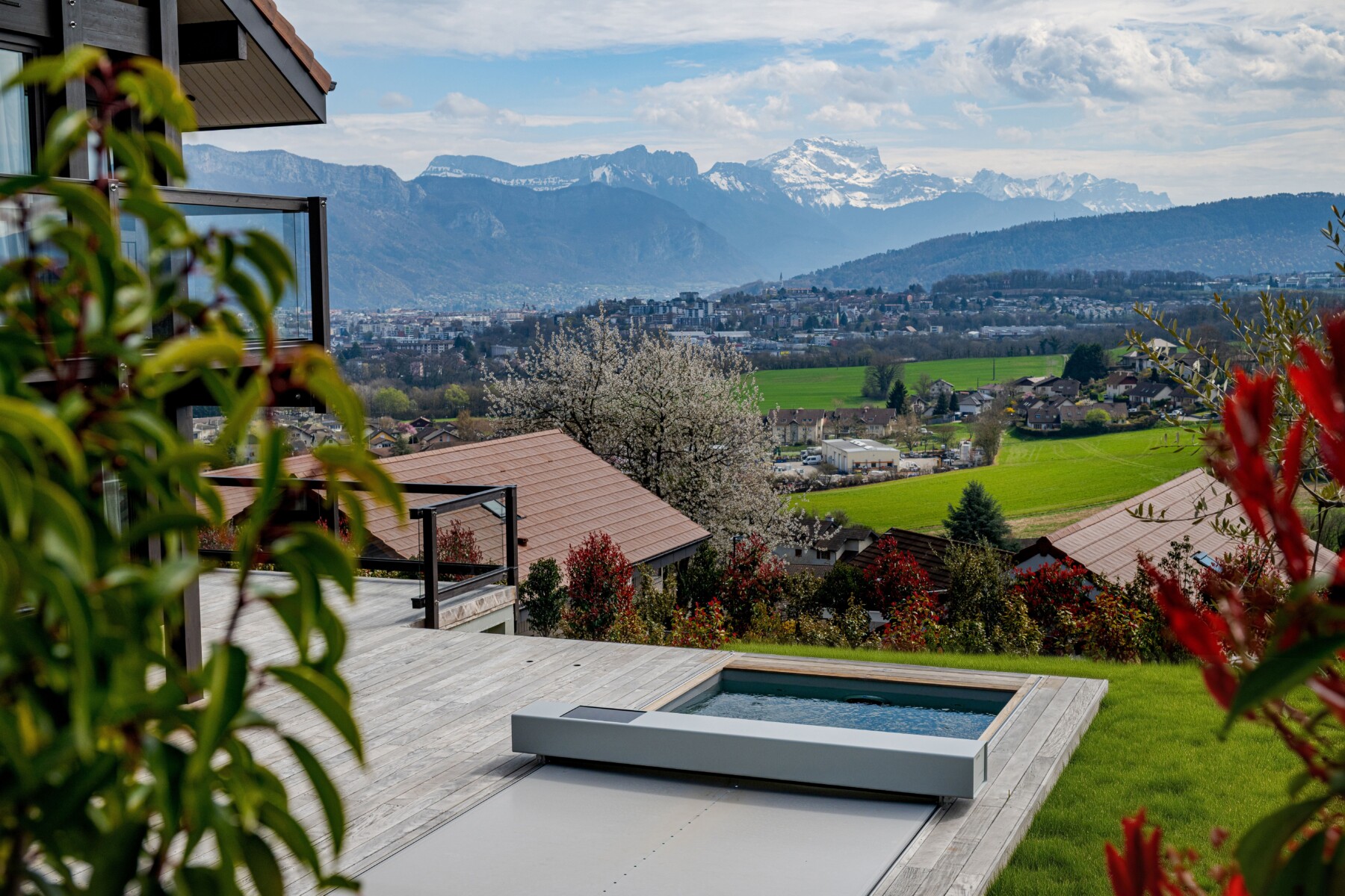 THE VILLA (17) (1) (1)